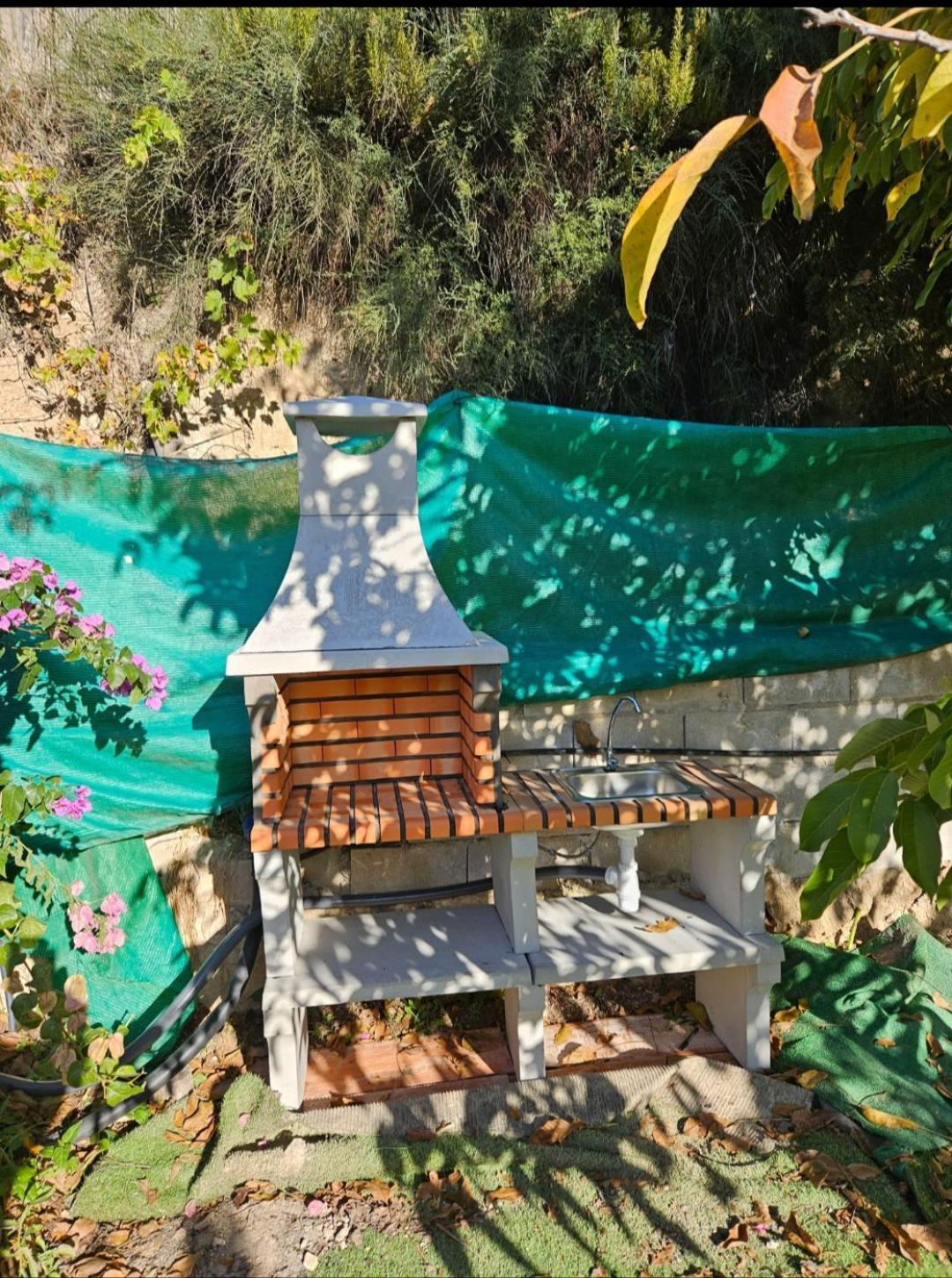 La Huerta Del Castillo Con Su Caz De Agua - Enjoy Life & Relax Castillo de Locubín 외부 사진